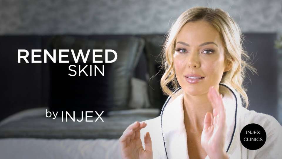 Thumbnail of woman who has had a beauty treatment